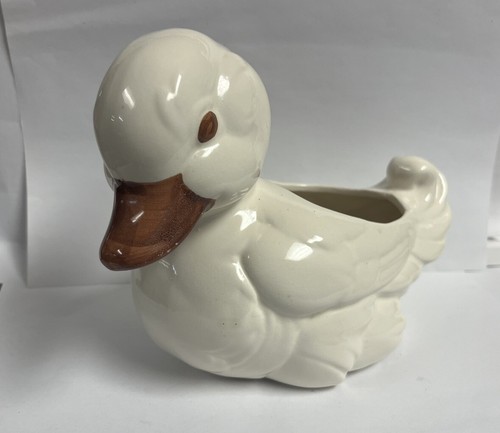 Vtg Duck Ceramic Planter Beige/ brow has a original sticker MR and Made in USA - Picture 2 of 10