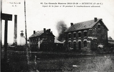 Bethune - Bergwerk Nr.10 beim Bombenangriff, 1.WK - alte Postkarte