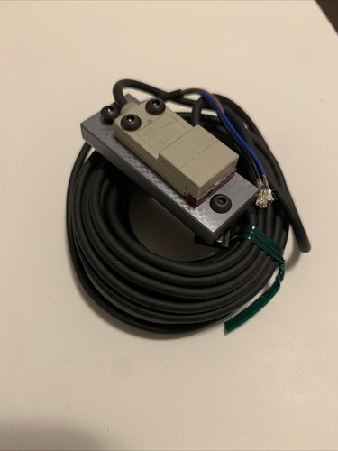 Sunx GXL-15F Inductive Proximity Sensor USIP. I1 - Picture 2 of 4