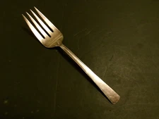Wm Rogers Mfg Co~Original Rogers~Silverplate~MEAT FORK/SERVING Fork