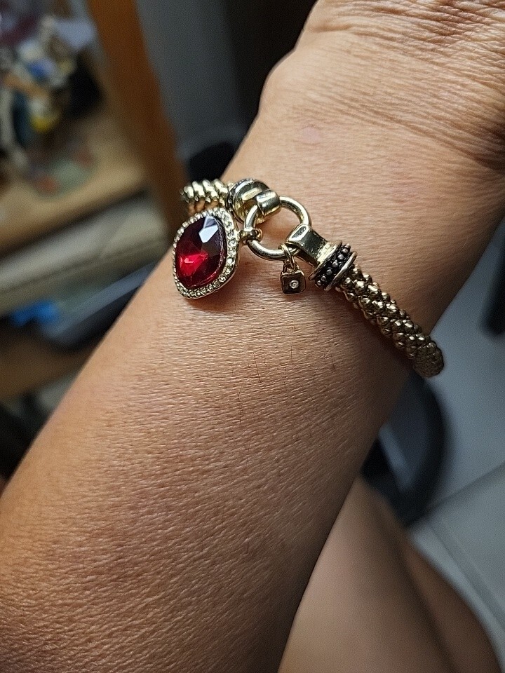 simulated ruby pendant On A Gold Tone Stretchy  B… - image 10