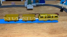 - Trackmaster - Thomas & Friends-Diesel 10 And Troublesome Trucks
