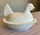 Vintage 1960s Indiana Milk Glass 7" Hen on Nest Slotted Open Bead Stippled Nest