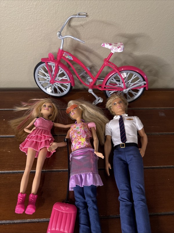 Used Mattel Barbie’s