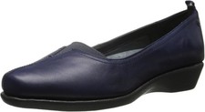 Zapatos sin cordones Hush Puppies Pearl Carlisle para mujer de cuero azul marino talla 8 medianos