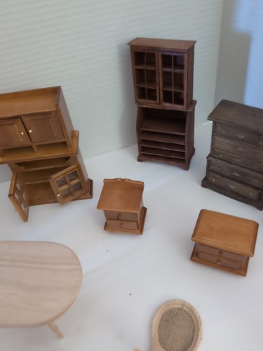 Konvolut Puppenmöbel aus Holz - Bild 8 von 13