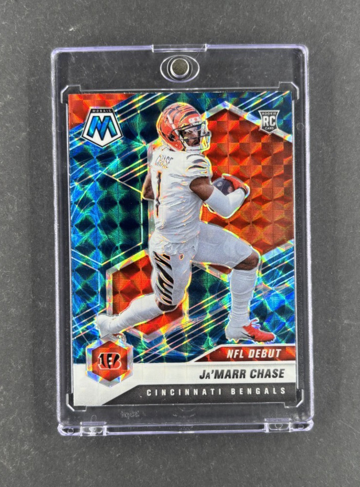JA'MARR CHASE 2021 PANINI MOSAIC NFL DEBUT GENESIS PRIZM ROOKIE RC