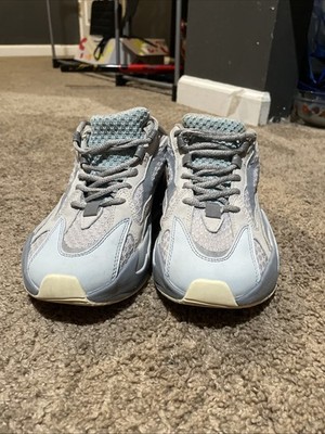 adidas yeezy 700 true to size