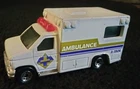 WHITE AMBULANCE 1996 MATCHBOX 1:80 VINTAGE RACE CAR EMERGENCY VEHICLE NM/MT
