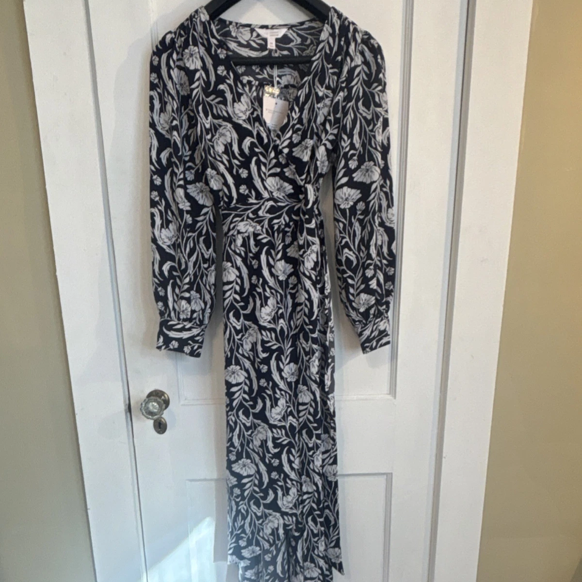 lauren conrad pleated midi dress alenatagintsev on LTK