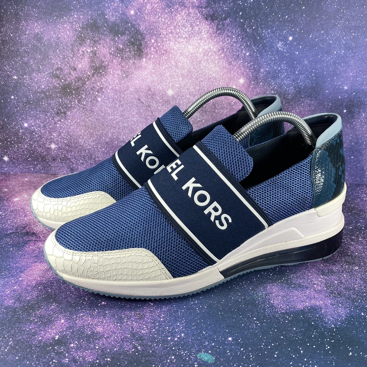 NIB Size 11M MICHAEL KORS Felix Trainer Logo SNEAKER Mesh Scuba Vintage Blue