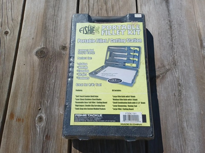 Fishie FTFK-141 Portable Fillet Cutting Station Knives Kit Brand New Sealed