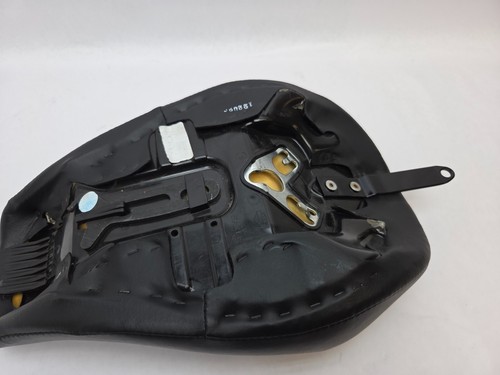 Genuine Harley-Davidson Sportster 48 Solo Seat P52000198 2004-2018 - Picture 12 of 16