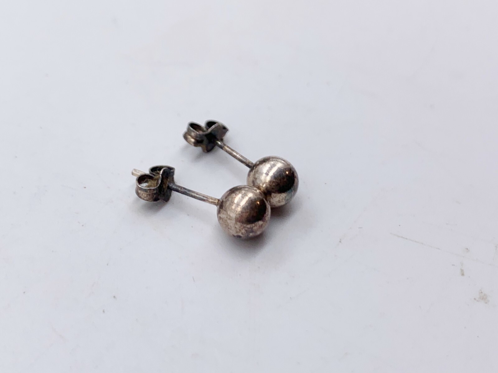 VINTAGE SOLID STERLING SILVER SMALL STUD BALL BAU… - image 2