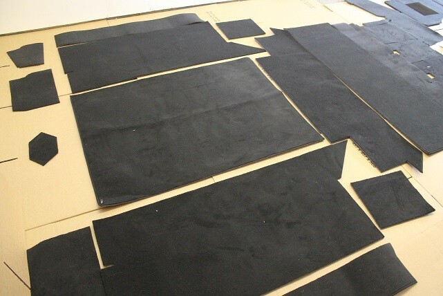 LHD LT77 full black front rear carpet mat set for Land Rover Defender 110 2007-2016