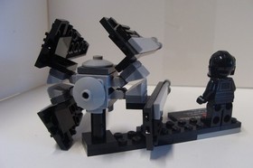 LEGO Star Wars 9676 Tie Interceptor and Pilot- Read First-