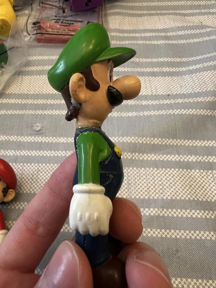 Лот товаров с игрушками для видеоигр McDonald's - Изображение 4 из 4