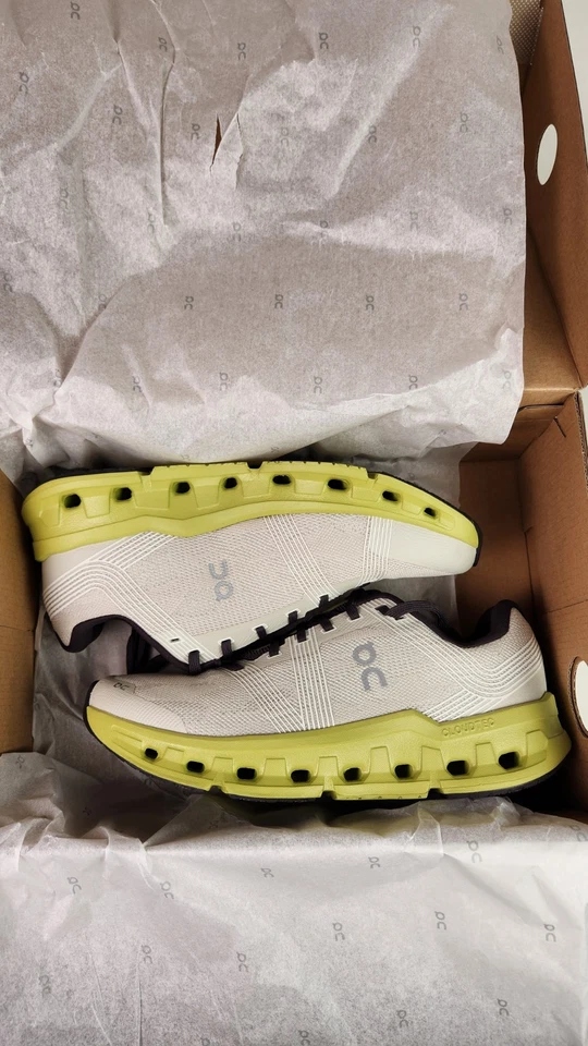 On Cloud® 女式 8.5W 码 Cloudgo 跑鞋 Sand/Zest — 第 3/4 张图片