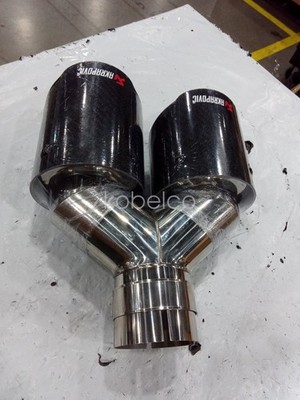 Opened box 2.5''INLET QUAD 4''OUT CARBON FIBER EXHAUST TIP PAIR OF STAGGERED L&R