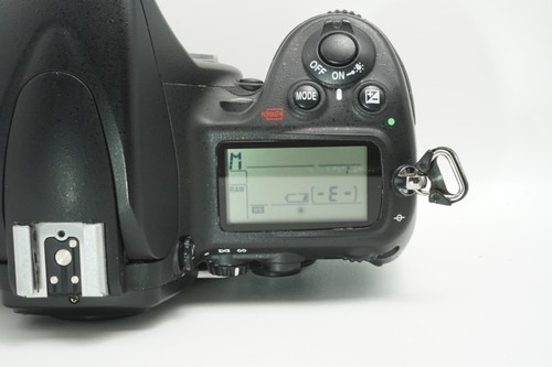 Nikon D700 12.1MP FX DSLR Camera Body Only + CF Card Tested from Japan - Picture 18 of 21
