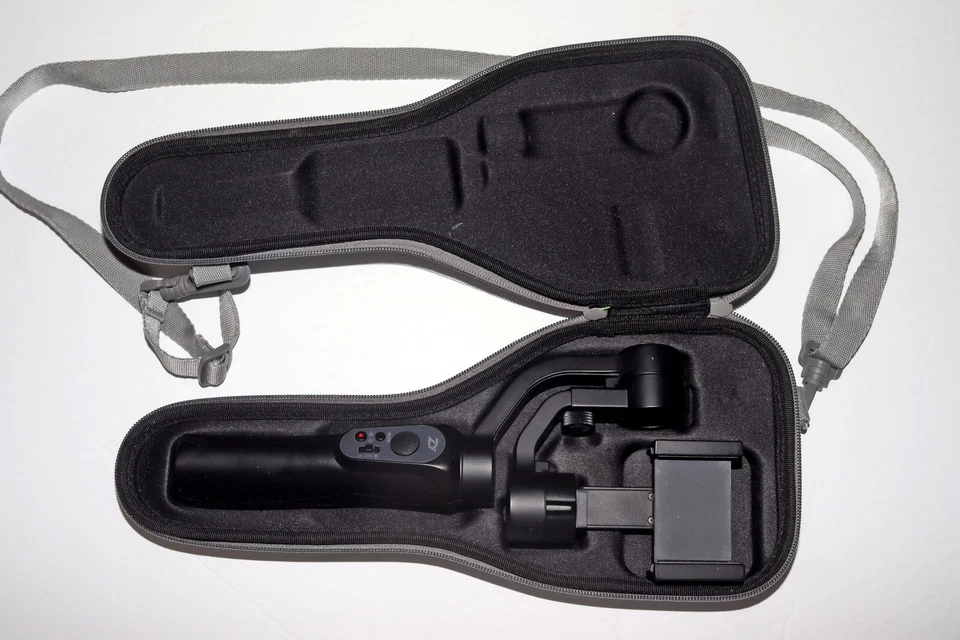 ZHIYUN Smooth-Q 3 ejes portátil teléfono inteligente cardán estabilizador en estuche Foto 3 de 4