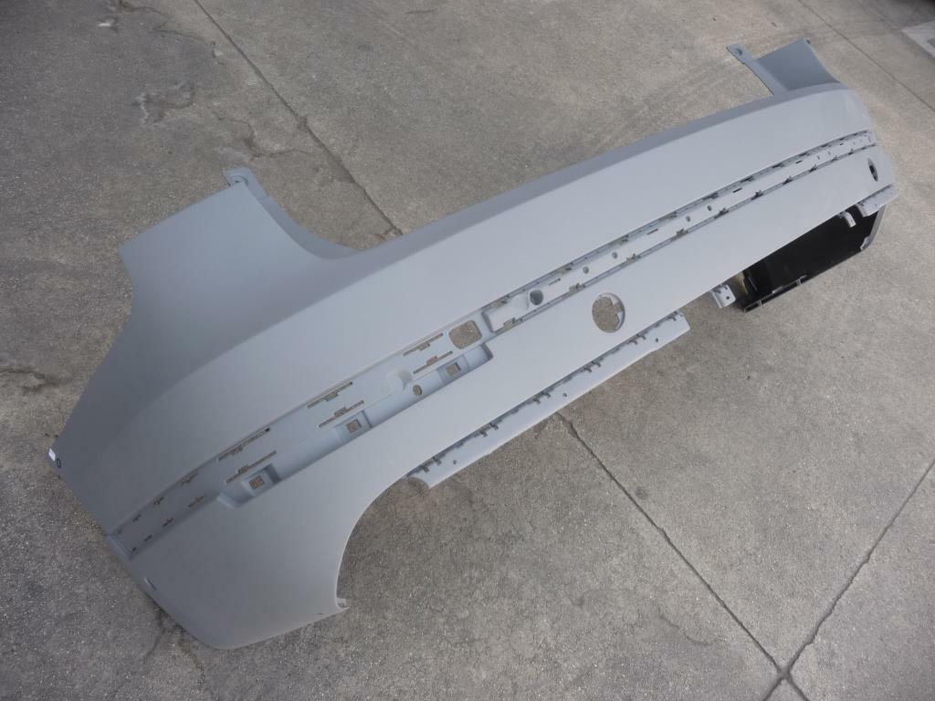 16-19 Bentley Bentayga W12 Rear Bumper 36A807511 with Lower Diffuser NON Carbon