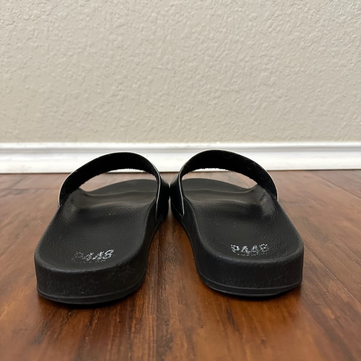 P448 Slides Water Resistant Size US 7/ EU 40 Black Sandals NWOB Unisex Amazon.com | totes Men main image 3