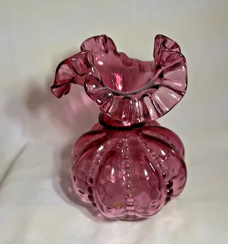 Beautiful Fenton Ruffled Cranberry Vase, Ribbon like sides, Ruffled Top. 5 1/2”