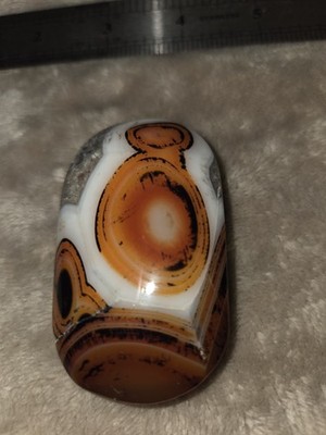 BEAUTIFUL SARDONYX PALM STONE 124 GRAMS E