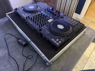 Pioneer FLX 10 with Cases Amazing Condition Great Deal