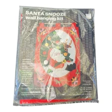 Vintage 1979 Lee Wards Santa Snooze Wall Hanging Felt Sequins NEW Sealed Kit NOS
