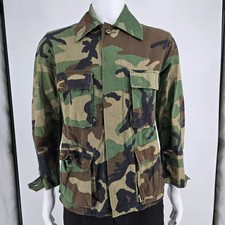 Vintage 1982 U.S. Army Woodland BDU Camouflage Combat Jacket Small Short 