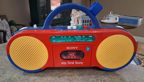 Vintage "My First Sony" cassette boombox. As Is! **SEE FULL DESCRIPTION**