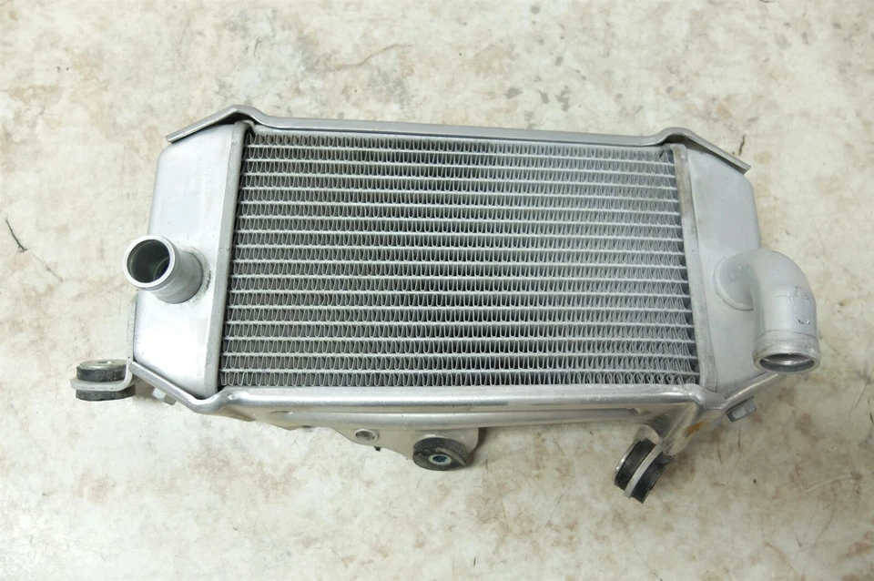 Radiador lateral izquierdo Kawasaki KLX 250 S KLX250 18 Foto 4 de 4
