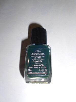 Authentic LE VERNIS by CHANEL, Paris - 582 Fiction Long Wear Nail