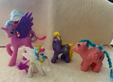 4 My Little Pony Figures Brushable