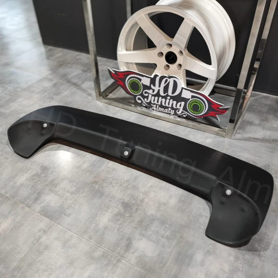 Spoiler Hipposleek para Subaru Legacy BG 1994-1998 Foto 3 de 4