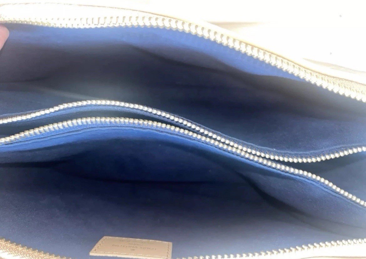NWT Louis Vuitton Lv Coussin PM mongram embossed lambskin shoulder bag Camel image 3