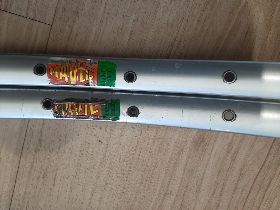 Jantes MAVIC MODULE E2 700c vélo ancien CLINCHER rims 36/36S pneus D11 - Bild 3 von 4