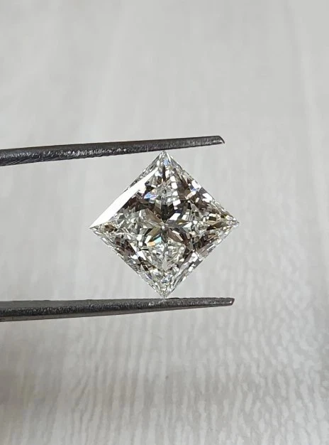 Princess Cut 4 Ct Lab-Grown CVD Diamond Certified D Color VVS1 Clarity Certified - Image 3 of 4