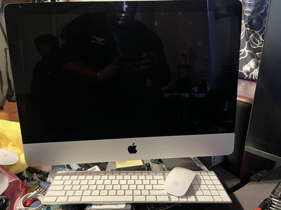 Apple iMac 21.5in AIO (2017) i5 2.3GHz 32GB 500GB SSD Iris 640