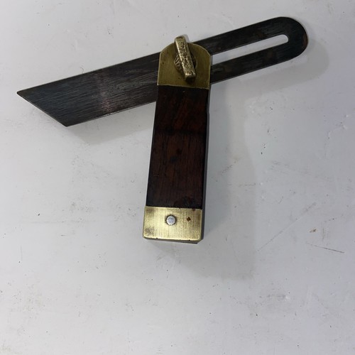 Lever Adjusted Bevel Crown On Holding Screw No Other Markings