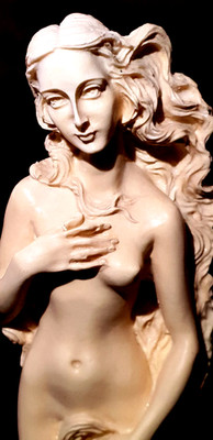 Aphrodite / Venus Signiert mit J S... 25cm