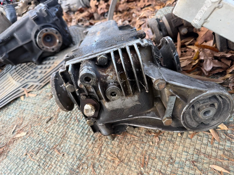84-88 BMW 325E 325 E30 OEM REAR CARRIER DIFFERENTIAL - NONLSD - Image 3 of 4