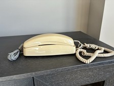 Vintage AT T Trimline Touch-Tone Telephone Beige Model 210   Wall or Desk Mount