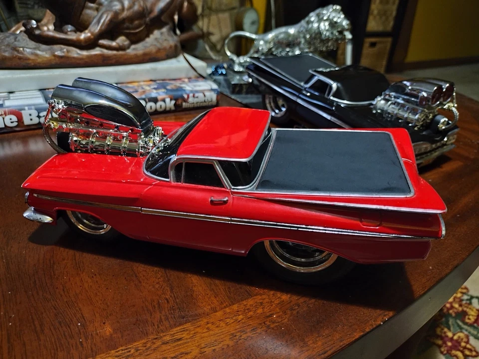 SLAMMED - USED 59 EL CAMINO IN DARK RED MUSCLE MACHINE 1:18 SCALE - Image 2 of 4