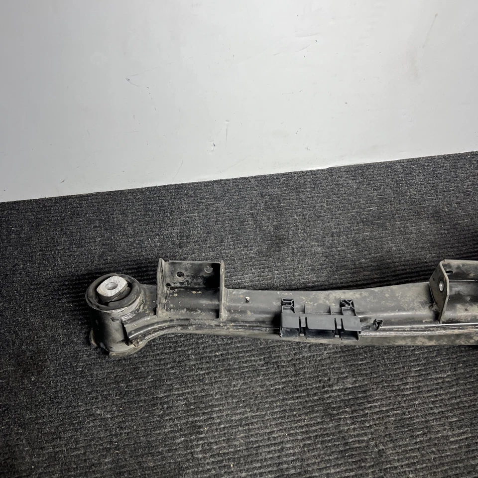 ☑️ Portador de subchasis trasero BMW Z3 Roadster 1998-2002 cupé OEM Foto 2 de 4