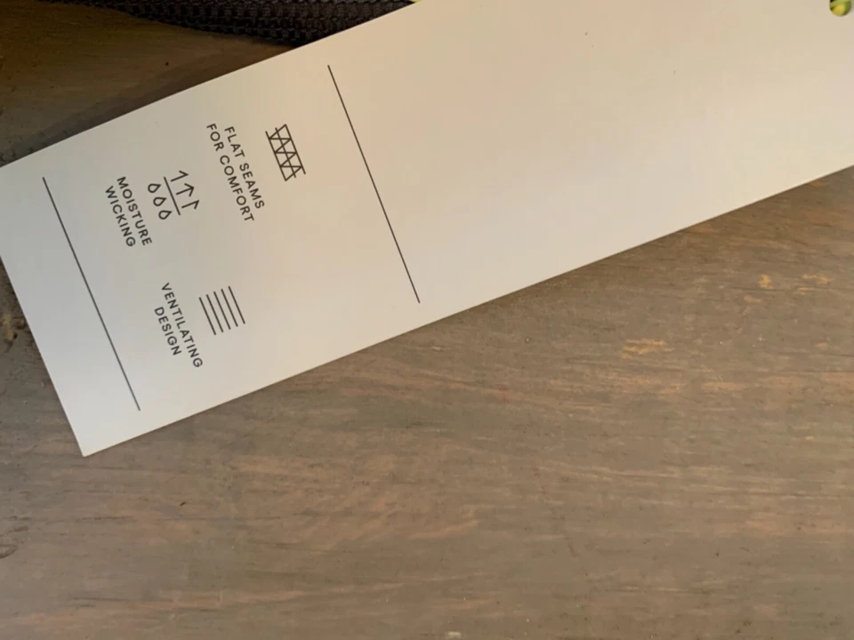 Medias All in Motion para niño de 3/4 piernas - grises - pequeñas - nuevas - atléticas ajustadas  Foto 4 de 4