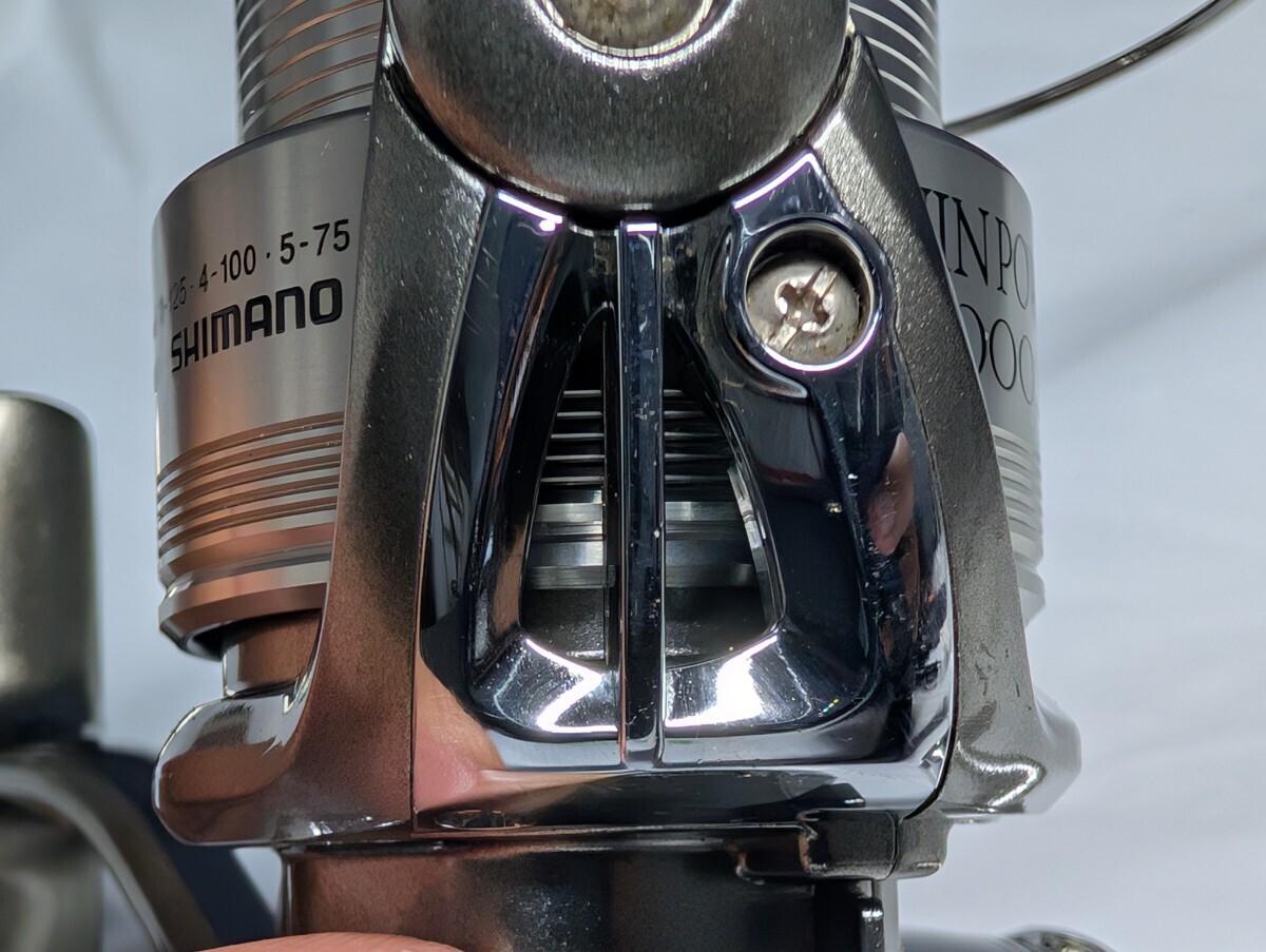 Shimano 05 Twin Power 2000S Made In Japan With Replacement Shimano 05 Twin Power 2000S Made In Japan With Replacement