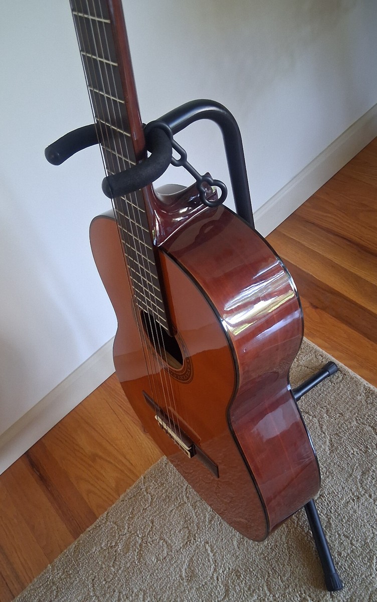 Yamaha CG-120A Classical Nylon String Acoustic Guitar - Plays Well